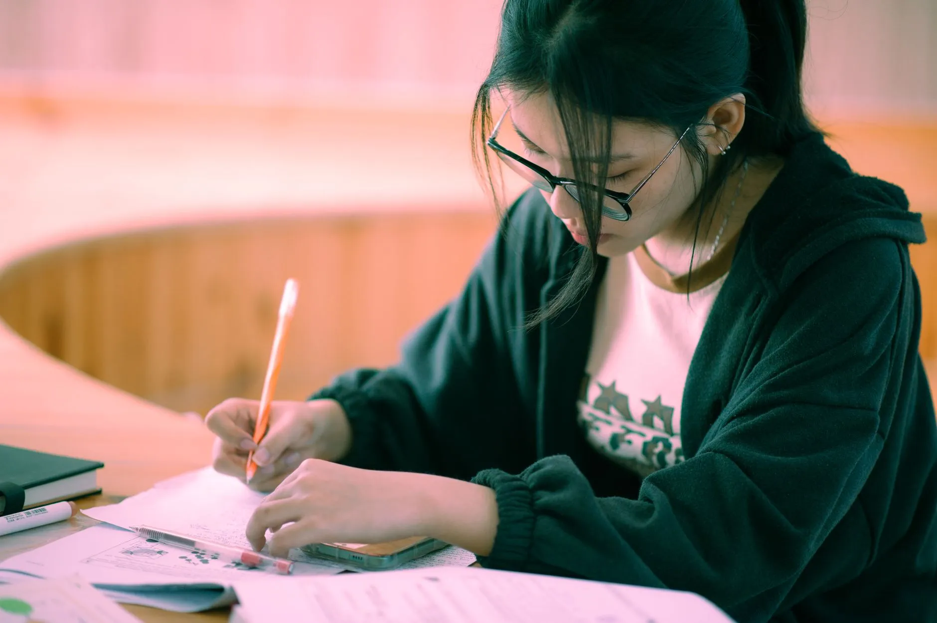 二极管与三极管采购要点：珠三角电子制造企业如何保障正品货源